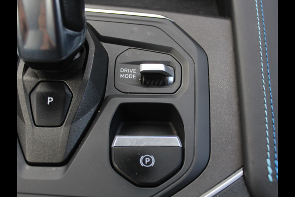 Lynk & Co 01 1.5 CLIMATE | ADAPCRUISE | 360CAMERA | PANODAK | CARPLAY | WIFI | STOELVERW | DAB | LMV20 | PHEV | ELECAKLEP