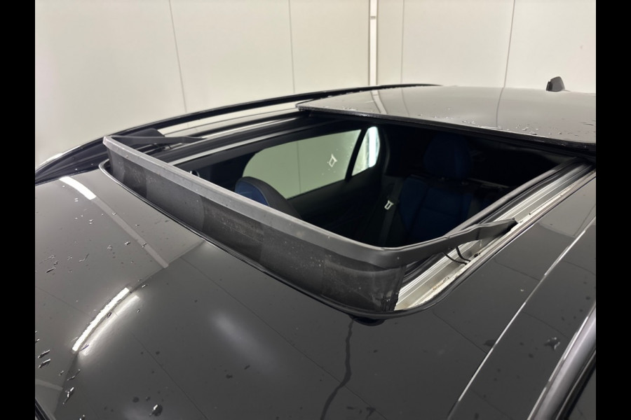 Lynk & Co 01 1.5 Plug-in Hybrid Stuur/Stoelverw. Adapt.Cruise Zwarte hemel Carplay 360°Cam