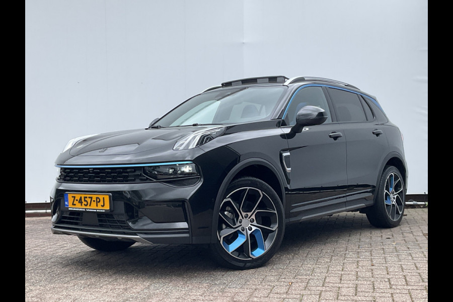 Lynk & Co 01 1.5 Plug-in Hybrid Stuur/Stoelverw. Adapt.Cruise Zwarte hemel Carplay 360°Cam