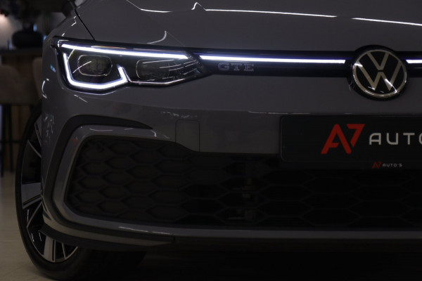 Volkswagen Golf 1.4 eHybrid GTE / HEADUP/PANO/IQLIGHT/CAM/CARPLAY/VOL