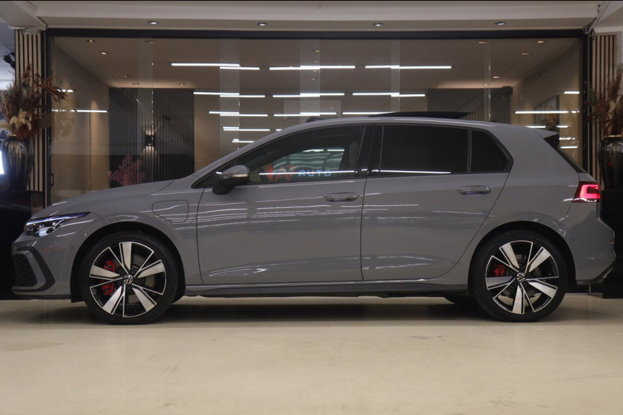 Volkswagen Golf 1.4 eHybrid GTE / HEADUP/PANO/IQLIGHT/CAM/CARPLAY/VOL