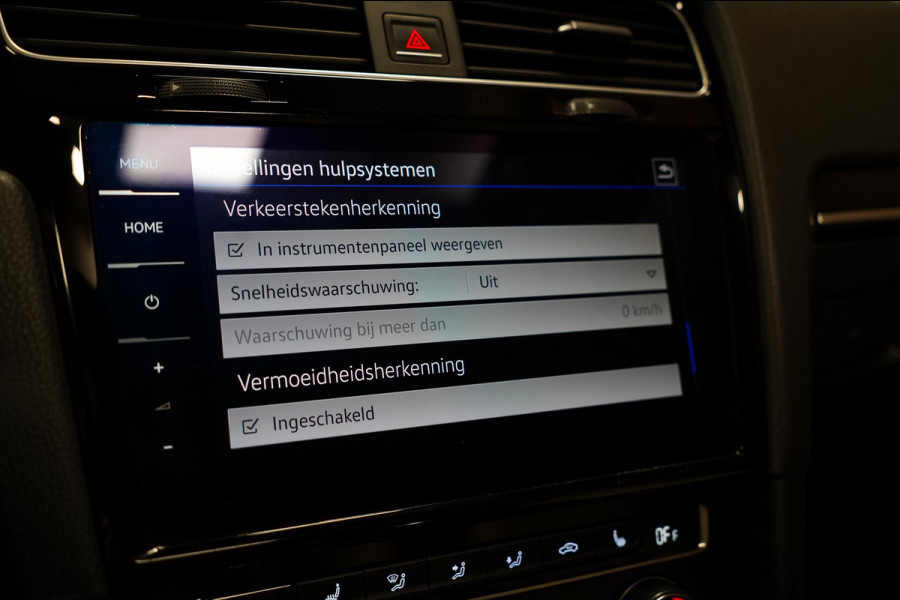 Volkswagen Golf 2.0 TSI 4Motion R BOMVOL|AKRA||MEMORY|