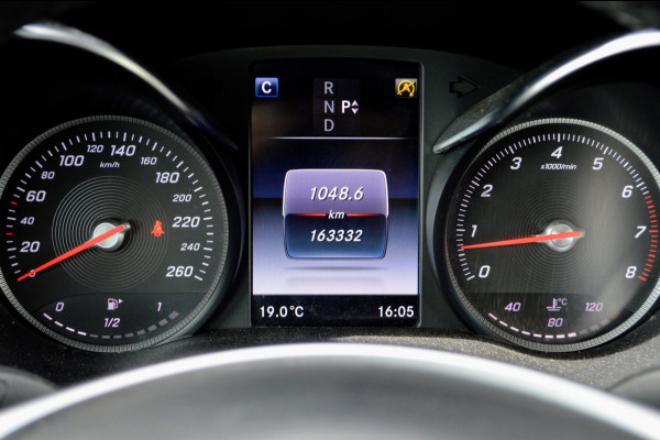 Mercedes-Benz C-Klasse Coupé 200 Premium Plus