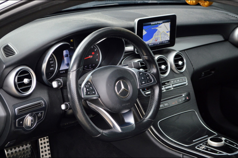 Mercedes-Benz C-Klasse Coupé 200 Premium Plus