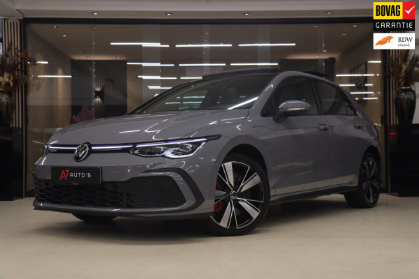 Volkswagen Golf 1.4 eHybrid GTE / HEADUP/PANO/IQLIGHT/CAM/CARPLAY/VOL