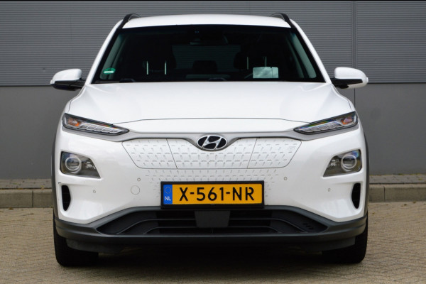 Hyundai Kona EV Premium Sky 64 kWh