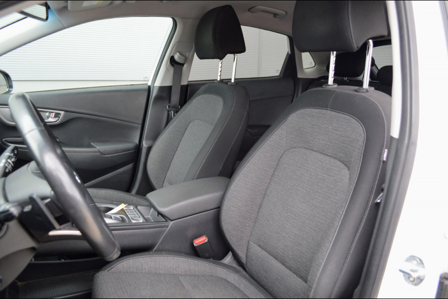 Hyundai Kona EV Premium Sky 64 kWh