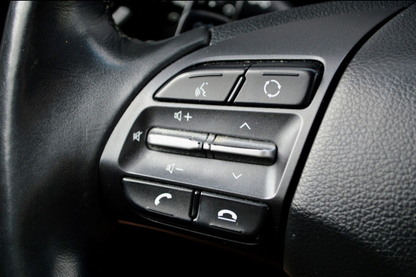 Hyundai Kona EV Premium Sky 64 kWh