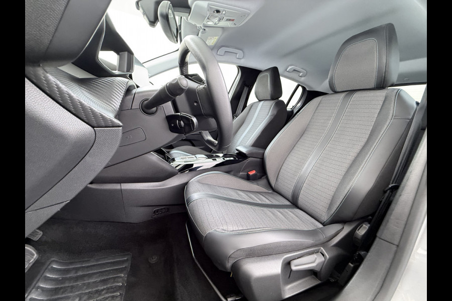 Peugeot e-208 EV 5Drs Allure Pack 50kWh SOH 90% 360°Camera Stoelverwarming 3D-Navi Ecc Pdc Apple Carplay Android Auto Keyless Cruise Control Regen-Lichtsensor Privacy Glas Lmv Led Lane Assist Isofix DAB Bluetooth