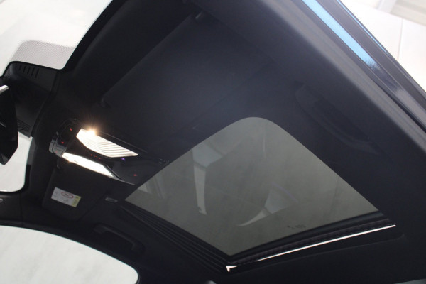 BMW 5 Serie 530e M-Sport Plus, Full option panoramadak/19inch/Harman Kardon/Head upp NL Auto