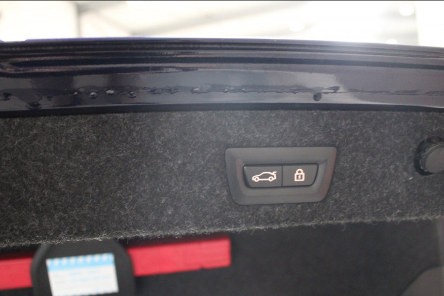 BMW 5 Serie 530e M-Sport Plus, Full option panoramadak/19inch/Harman Kardon/Head upp NL Auto