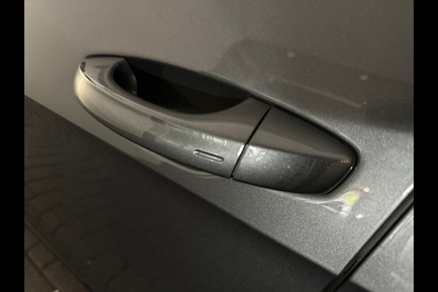 Volkswagen Golf 2.0 TSI 4Motion R Pano|Keyless|Dynaudio|Sfeer