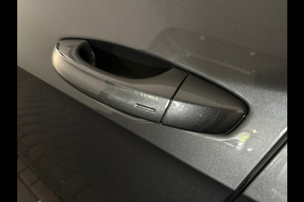 Volkswagen Golf 2.0 TSI 4Motion R Pano|Keyless|Dynaudio|Sfeer