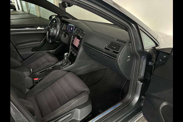 Volkswagen Golf 2.0 TSI 4Motion R Pano|Keyless|Dynaudio|Sfeer