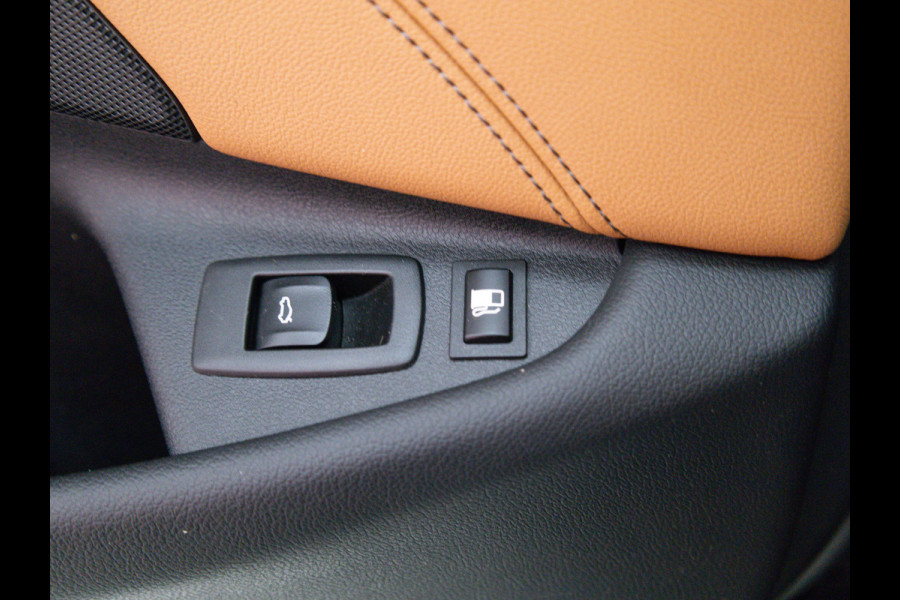 BMW 5 Serie 545e xDrive M-Sport | Open Dak | Trekhaak elec. | 360 Camera | Stoel- & Stuurverwarming | Adaptieve Cruise | Lederen bekleding, Comfortstoelen, Electrosche verstelbare voorstoelen