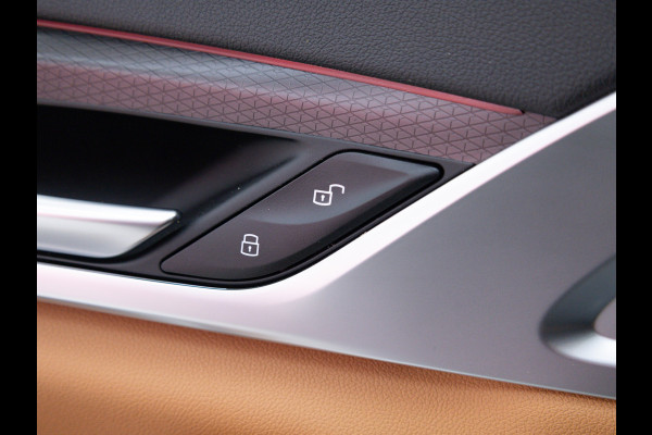 BMW 5 Serie 545e xDrive M-Sport | Open Dak | Trekhaak elec. | 360 Camera | Stoel- & Stuurverwarming | Adaptieve Cruise | Lederen bekleding, Comfortstoelen, Electrosche verstelbare voorstoelen