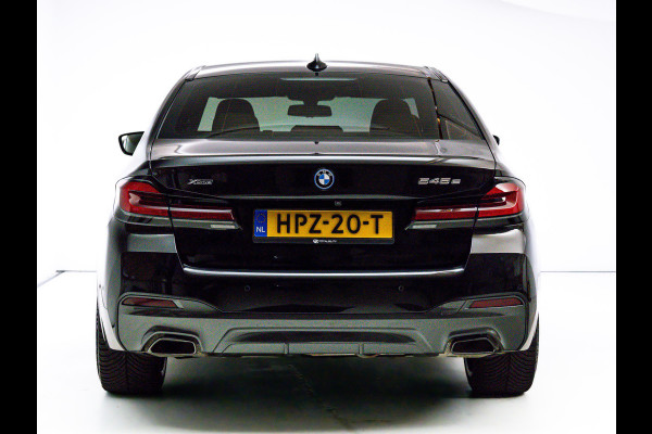 BMW 5 Serie 545e xDrive M-Sport | Open Dak | Trekhaak elec. | 360 Camera | Stoel- & Stuurverwarming | Adaptieve Cruise | Lederen bekleding, Comfortstoelen, Electrosche verstelbare voorstoelen