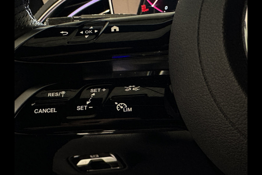 Mercedes-Benz E-Klasse 300 e AMG Line BTW | Widescreen | Leder | Memory | ACC | 360