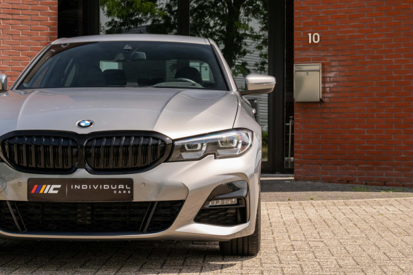 BMW 3-serie 320i Executive Edition M-Sport Head-Up Orig NL