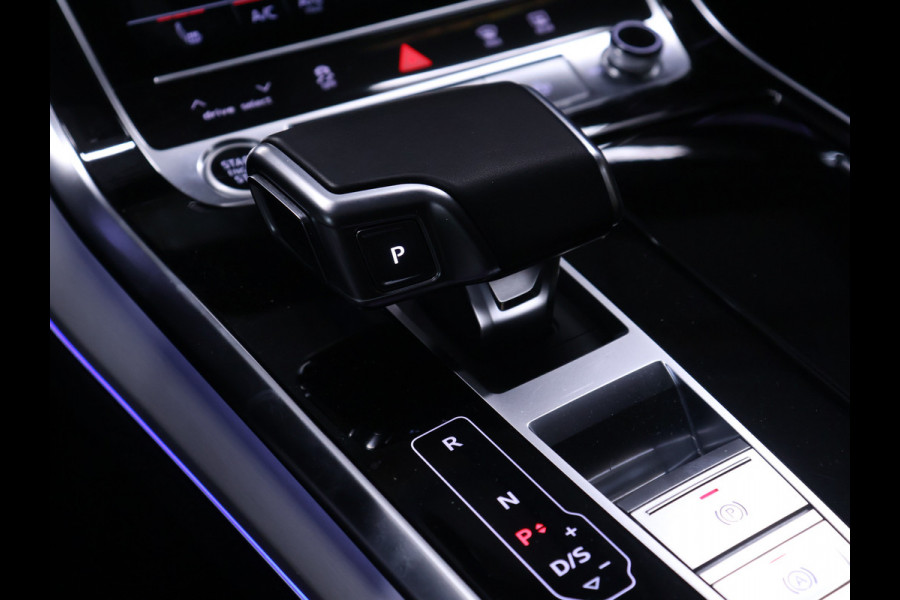 Audi Q7 60 TFSI e quattro Competition S-LINE [RS ZETELS, PANORAMADAK, CAMERA, TREKHAAK, APPLE CARPLAY, ANDROID AUTO, BANG&OLUFSEN SOUND, RS SPORTSTOELEN, NIEUWSTAAT]