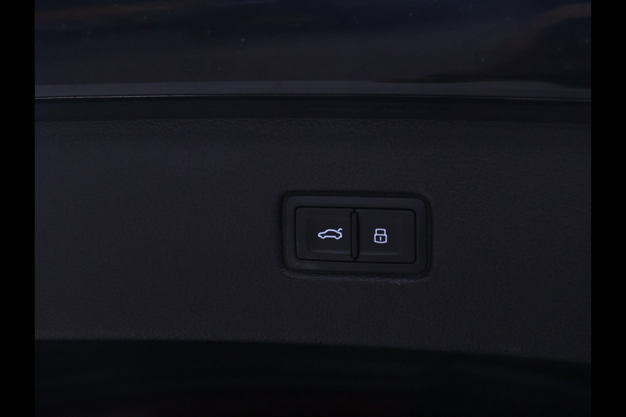 Audi Q7 60 TFSI e quattro Competition S-LINE [RS ZETELS, PANORAMADAK, CAMERA, TREKHAAK, APPLE CARPLAY, ANDROID AUTO, BANG&OLUFSEN SOUND, RS SPORTSTOELEN, NIEUWSTAAT]