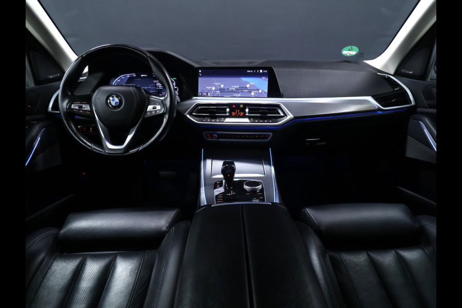 BMW X5 xDrive45e High Executive [SCHUIFDAK, HARMAN KARDON, TREKHAAK, LUCHTVERING, APPLE CARPLAY, ANDROID AUTO, MEMORY SEATS, M SPORT VELG, CAMERA, NIEUWSTAAT]