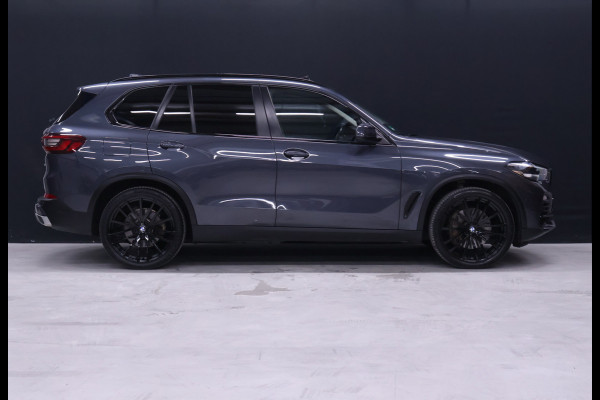 BMW X5 xDrive45e High Executive [SCHUIFDAK, HARMAN KARDON, TREKHAAK, LUCHTVERING, APPLE CARPLAY, ANDROID AUTO, MEMORY SEATS, M SPORT VELG, CAMERA, NIEUWSTAAT]