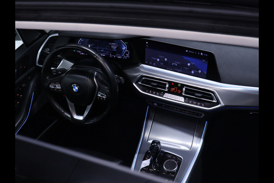 BMW X5 xDrive45e High Executive [SCHUIFDAK, HARMAN KARDON, TREKHAAK, LUCHTVERING, APPLE CARPLAY, ANDROID AUTO, MEMORY SEATS, M SPORT VELG, CAMERA, NIEUWSTAAT]