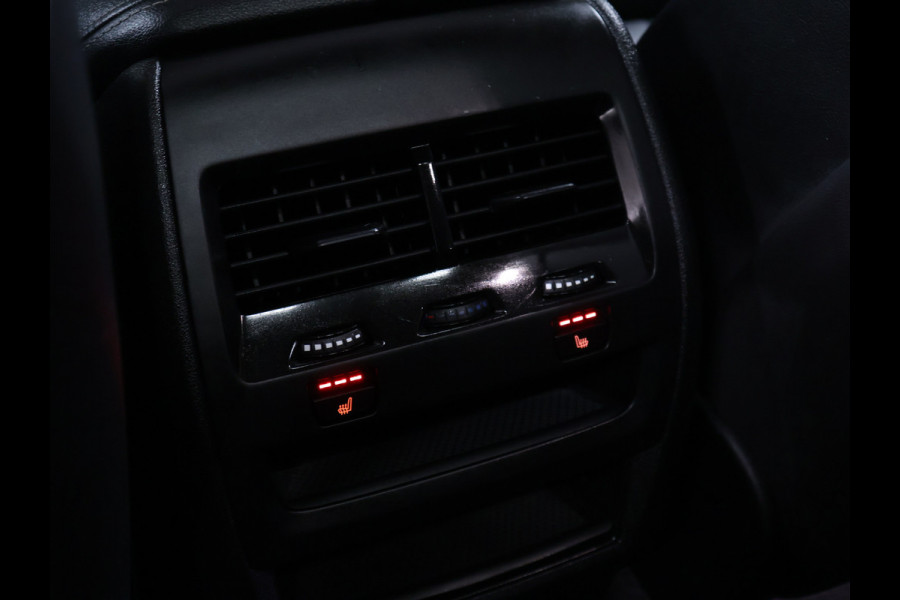 BMW X5 xDrive45e High Executive [SCHUIFDAK, HARMAN KARDON, TREKHAAK, LUCHTVERING, APPLE CARPLAY, ANDROID AUTO, MEMORY SEATS, M SPORT VELG, CAMERA, NIEUWSTAAT]