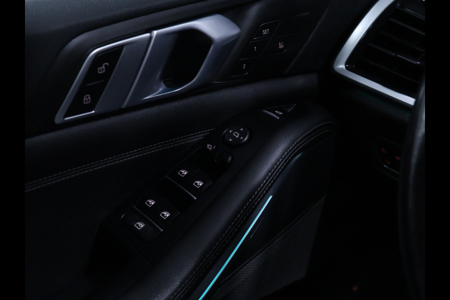 BMW X5 xDrive45e High Executive [SCHUIFDAK, HARMAN KARDON, TREKHAAK, LUCHTVERING, APPLE CARPLAY, ANDROID AUTO, MEMORY SEATS, M SPORT VELG, CAMERA, NIEUWSTAAT]