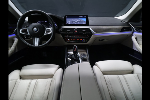 BMW 5 Serie 530e M Sport [APPLE CARPLAY, ANDROID AUTO, MEMORY SEATS, CAMERA, STOELVERWARMING, HEAD UP DISPLAY, NIEUWSTAAT]