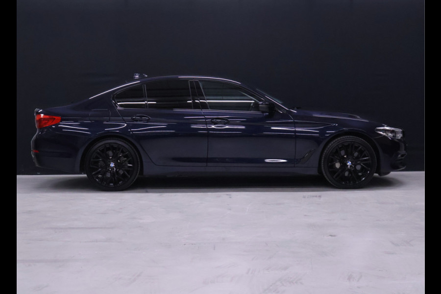 BMW 5 Serie 530e M Sport [APPLE CARPLAY, ANDROID AUTO, MEMORY SEATS, CAMERA, STOELVERWARMING, HEAD UP DISPLAY, NIEUWSTAAT]