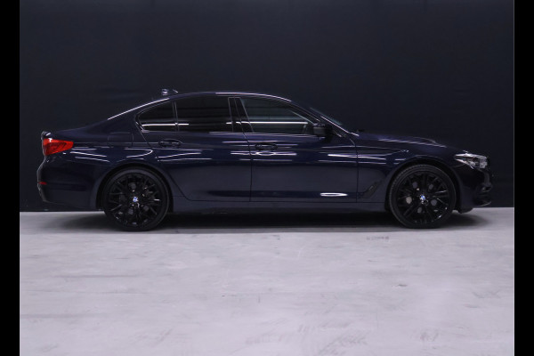 BMW 5 Serie 530e M Sport [APPLE CARPLAY, ANDROID AUTO, MEMORY SEATS, CAMERA, STOELVERWARMING, HEAD UP DISPLAY, NIEUWSTAAT]