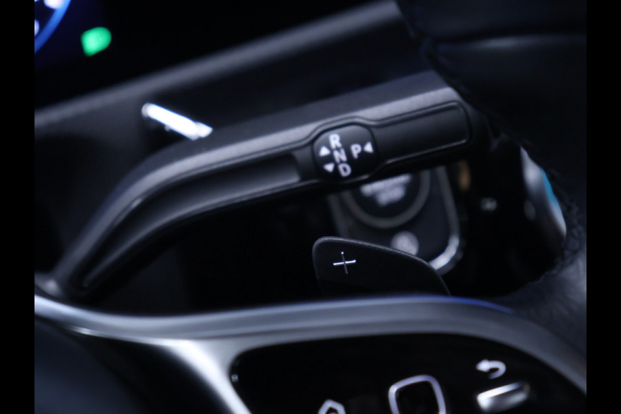 Mercedes-Benz CLA-Klasse 180 Business Solution Luxury [SFEERVERLICHTING, APPLE CARPLAY, ANDROID AUTO, CAMERA, STOELVERWARMING, VOL LEDER, NIEUWSTAAT]