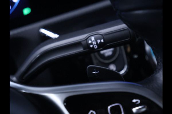 Mercedes-Benz CLA-Klasse 180 Business Solution Luxury [SFEERVERLICHTING, APPLE CARPLAY, ANDROID AUTO, CAMERA, STOELVERWARMING, VOL LEDER, NIEUWSTAAT]