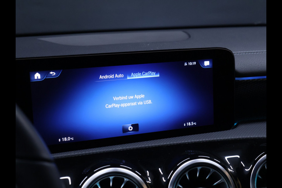 Mercedes-Benz CLA-Klasse 180 Business Solution Luxury [SFEERVERLICHTING, APPLE CARPLAY, ANDROID AUTO, CAMERA, STOELVERWARMING, VOL LEDER, NIEUWSTAAT]