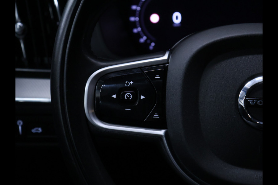Volvo XC60 2.0 T6 Plug-in hybrid AWD Inscription Exclusive [TREKHAAK, 360° CAMERA, SCHUIFDAK, APPLE CARPLAY, ANDROID AUTO, MEMORY SEATS, PILOT ASSIST, NIEUWSTAAT]