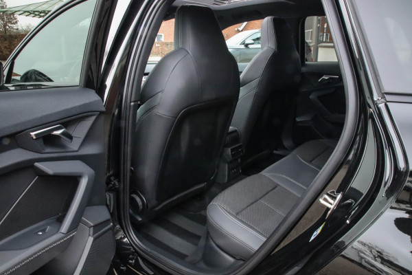 Audi A3 Sportback 45TFSI e PHEV S Edition S line Competition 245pk S-Tronic! Panoramadak|Virtual Cockpit|Supersport Kuipstoelen|18