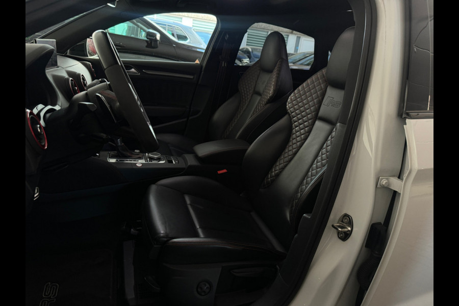 Audi RS3 Limousine 2.5 TFSI quattro Pano|RS Seat|B&O|Keyless