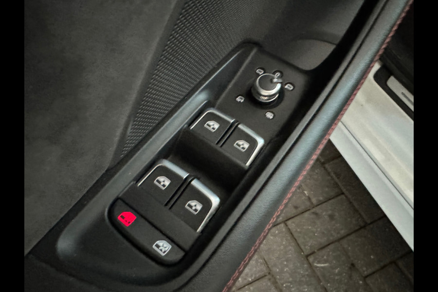 Audi RS3 Limousine 2.5 TFSI quattro Pano|RS Seat|B&O|Keyless