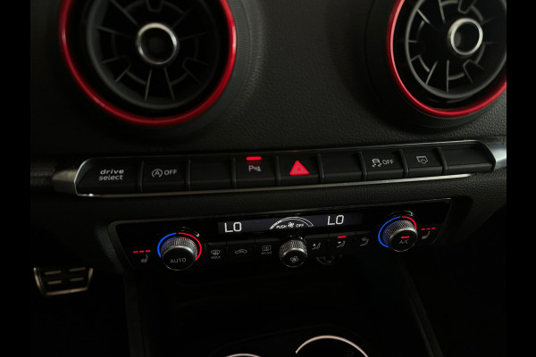 Audi RS3 Limousine 2.5 TFSI quattro Pano|RS Seat|B&O|Keyless