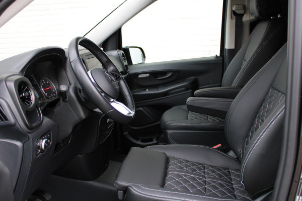 Mercedes-Benz Vito 119 CDI / Aut / Lang / DC / 2x Schuifdeur / Leer / Led / Camera / Vol Opties / NIEUWSTAAT
