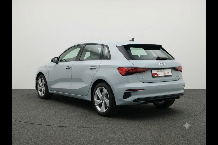 Audi A3 Sportback 40 TFSI e S edition 204pk | Private Lease € 718,00 per maand* | Navigatie | Parkeercamera | Navigatie | S-line interieur | Verlengde garantie |
