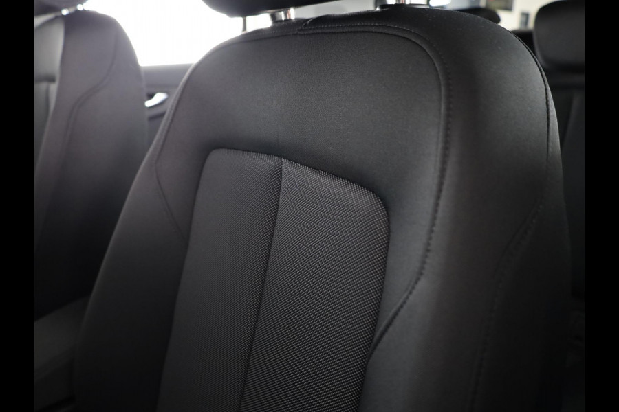 Audi Q2 Pro Line 35 TFSI 150 pk | Assistentiepakket parking | Audi virtual cockpit plus | Ambient verlichting | 16'' LM velgen |