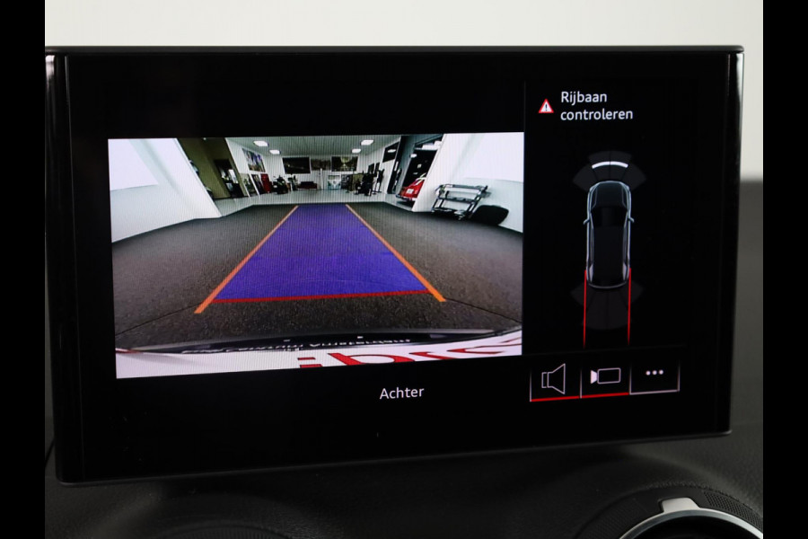 Audi Q2 Pro Line 35 TFSI 150 pk | Assistentiepakket parking | Audi virtual cockpit plus | Ambient verlichting | 16'' LM velgen |