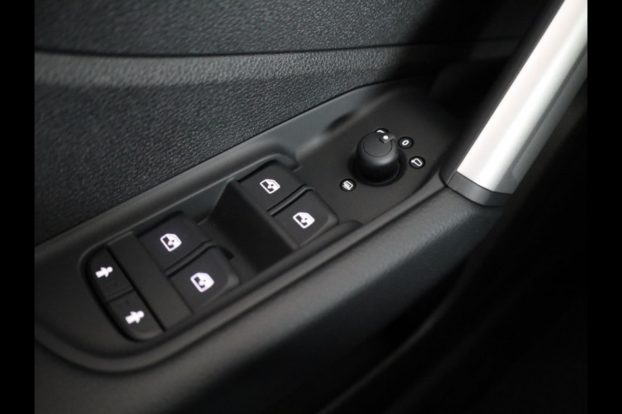 Audi Q2 Pro Line 35 TFSI 150 pk | Assistentiepakket parking | Audi virtual cockpit plus | Ambient verlichting | 16'' LM velgen |