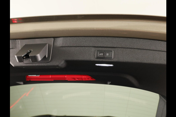 Audi A5 Avant S edition e-hybrid 299 pk | Bang & Olufsen premium 3D | Techniekpakket plus | Elektrische stoelen met memory | Lederen bekleding |