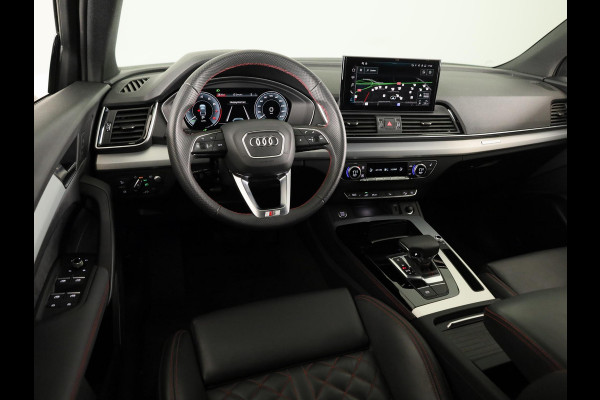 Audi Q5 55 TFSI e S edition Competition 367pk | Panoramadak | Head Up Display | lederen bekleding | 21 inch Lichtmetalen velgen |