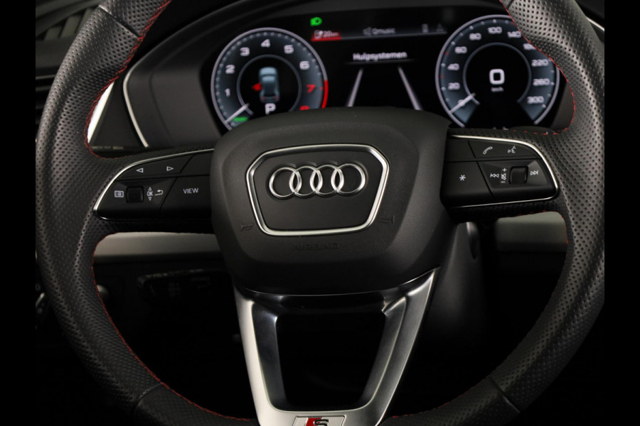 Audi Q5 55 TFSI e S edition Competition 367pk | Panoramadak | Head Up Display | lederen bekleding | 21 inch Lichtmetalen velgen |