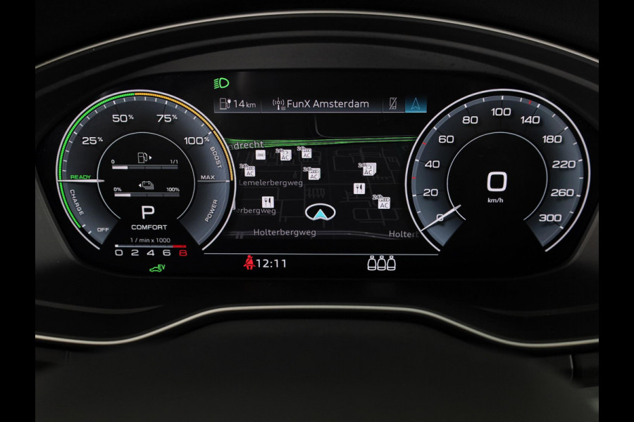 Audi Q5 50 TFSI e S edition 299pk | Panoramadak | Navigatie | Parkeercamera | Stoelverwarming | S-line interieur